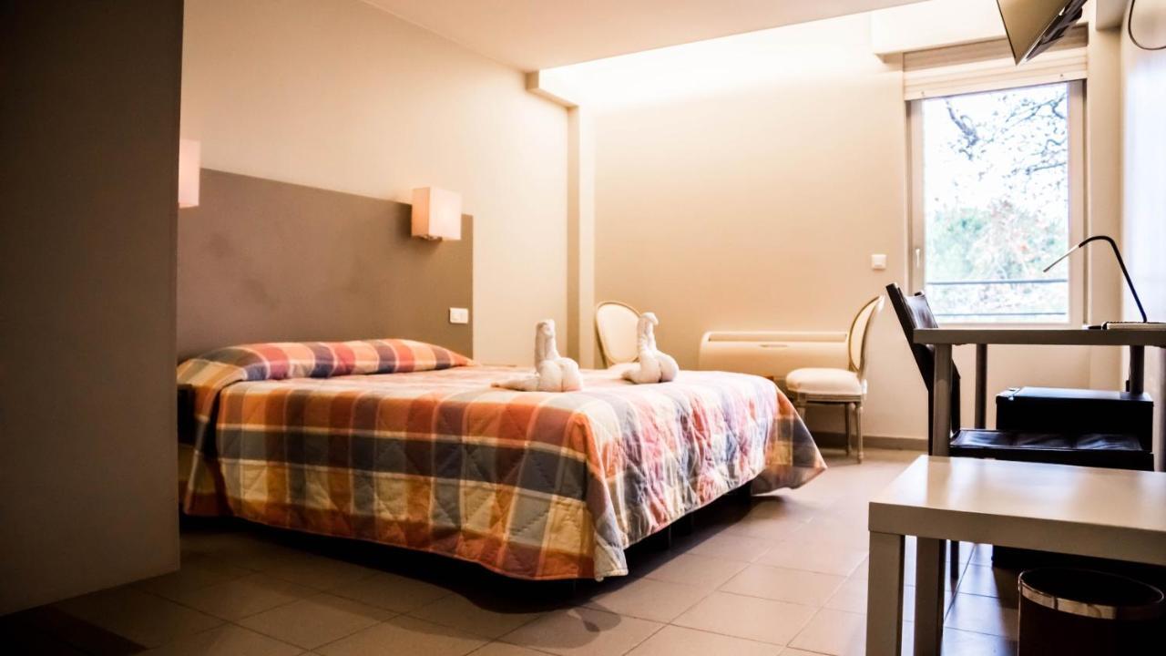 Hotel Du Canal Castelnaudary Δωμάτιο φωτογραφία